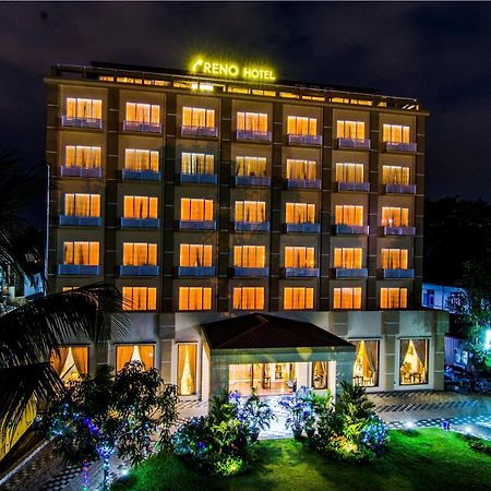 Reno Hotel Yangón Exterior foto